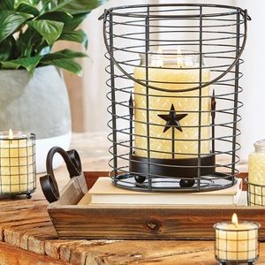 Perfect  for your garden or a candle -💜Host Pick💜 Farmhouse Wire Lantern